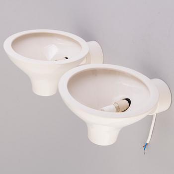 JUKKA KORPIHETE, vägglampor, ett par, tillverkare Byrolights, 2006.