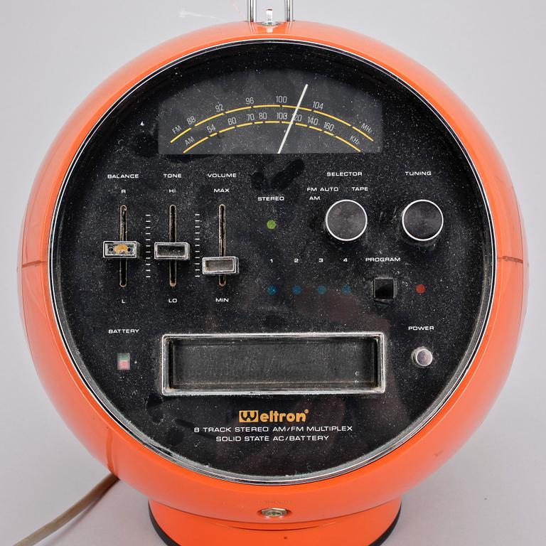 MUSIKMÖBEL, plast, Weltron, modell 2001, Japan.