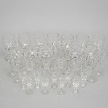 SERVISGLAS, 35 delar, med s k Rydbergsbård.