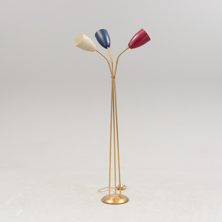 A 1950's standard light.