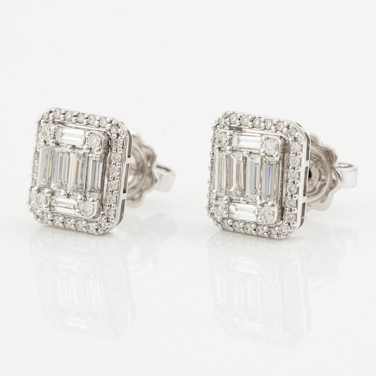 Earrings, 18K white gold with baguette and brilliant cut diamonds.