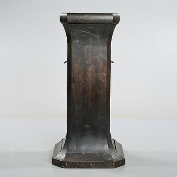 PIEDESTAL, senjugend, 1910-tal.