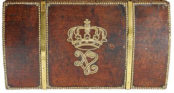 KOFFERT, med drottning Lovisa Ulrikas monogram (svensk drottning 1751-71). 1700-talets mitt.