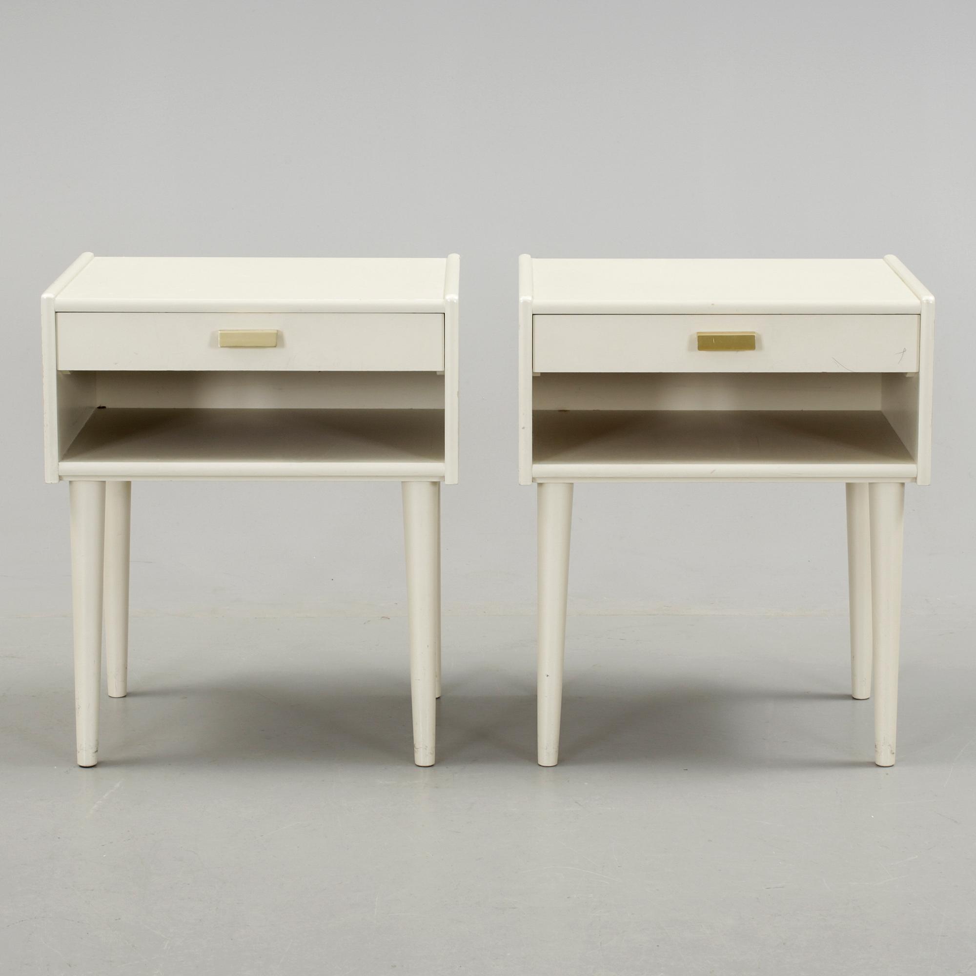 SÄNGBORD, ett par, 1970-tal.