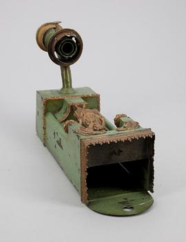 ROVOLJELAMPA, plåt. Kunglig ägarmärkning, 1800-talets slut.