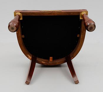 SKRIVSTOL, empirestil, 1900-talets första hälft.