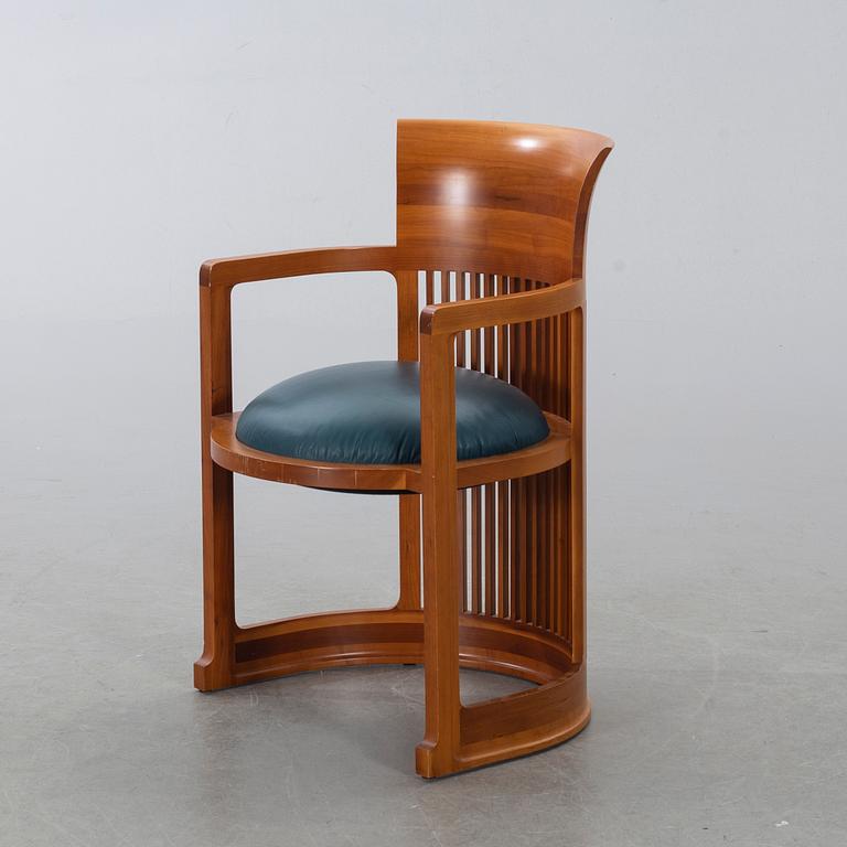 FRANK LLOYD WRIGHT, KARMSTOL, modellnr 606 "Barrel Chair", Cassina 1986.
