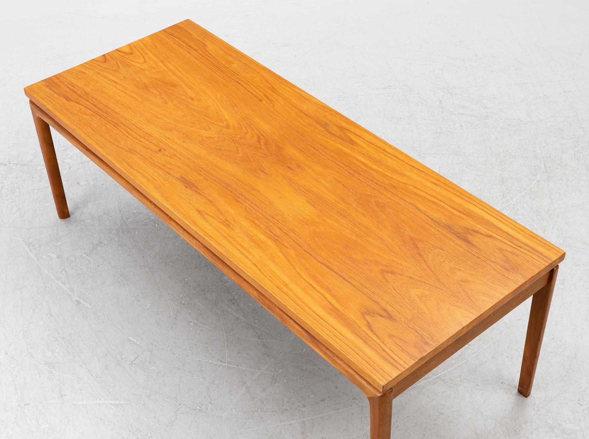 Ole Wanscher, coffee table, France & Søn, second half of the 20th century.