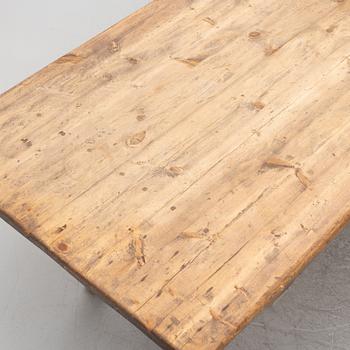 A dining table, late 19th Century.