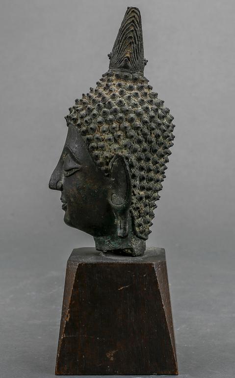 BUDDHAHUVUD, brons, Thailand.