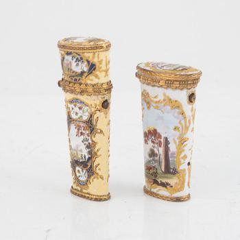 Etuier, två stycken, England, troligen South Staffordshire, 1700-talets senare del, George III.