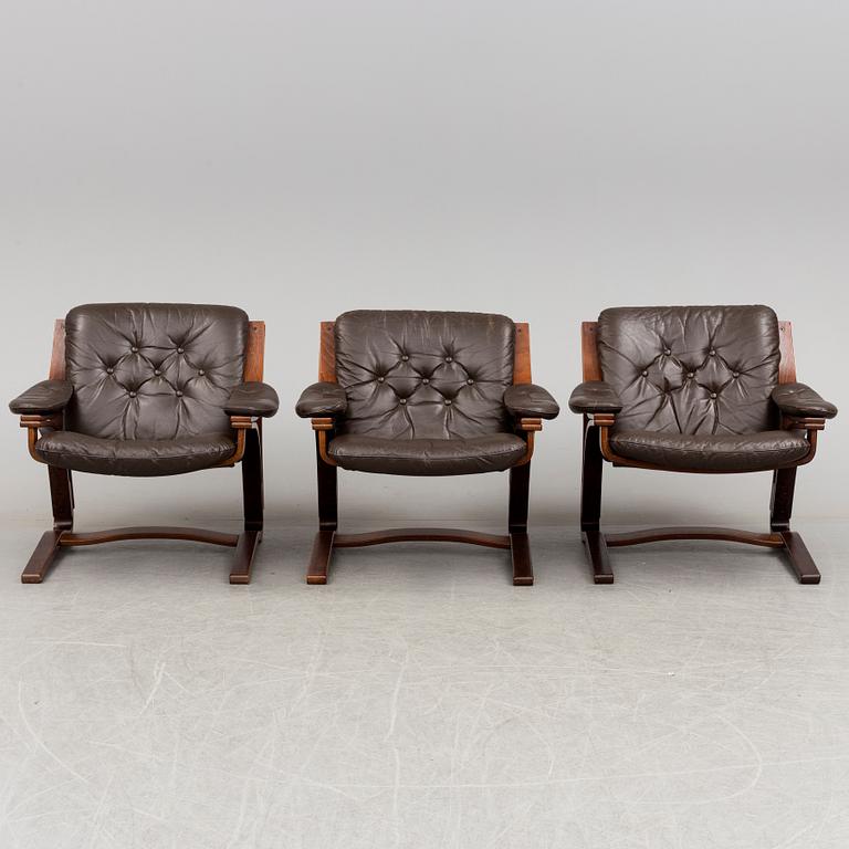 Three easy chairs and table, 1960-/70´s.