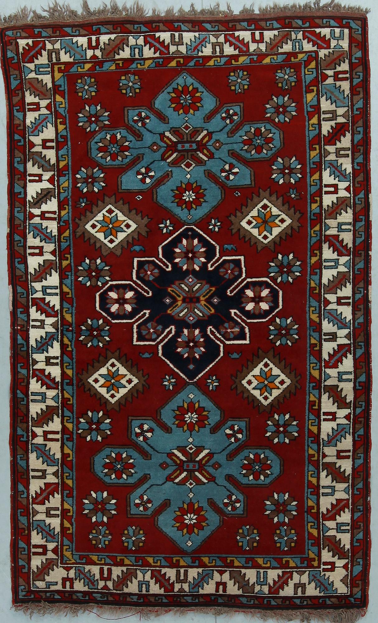 MATTA. Old/semiantik, Kaukasien, ca 170x104.