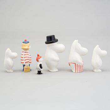 Six TUULIKKI PIETILÄ porcelain Moomin figuries from Arabia, 1990's.