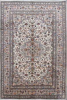 MATTA, Keshan, ca 360x295 cm.