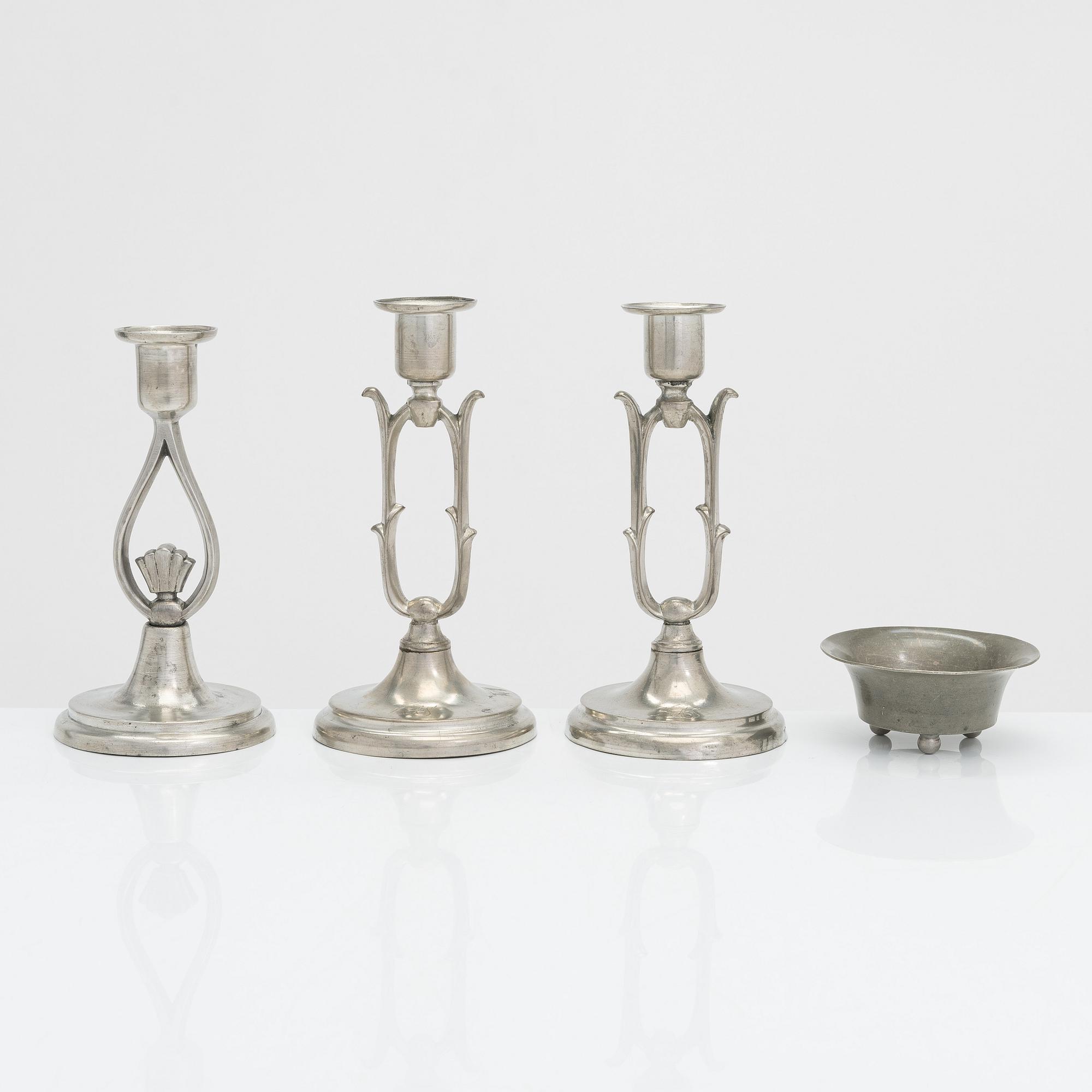 Paavo Tynell, ljusstakar, ett par modell 8025, ljusstake 8022, och skål, Taito, 1920/30-tal.