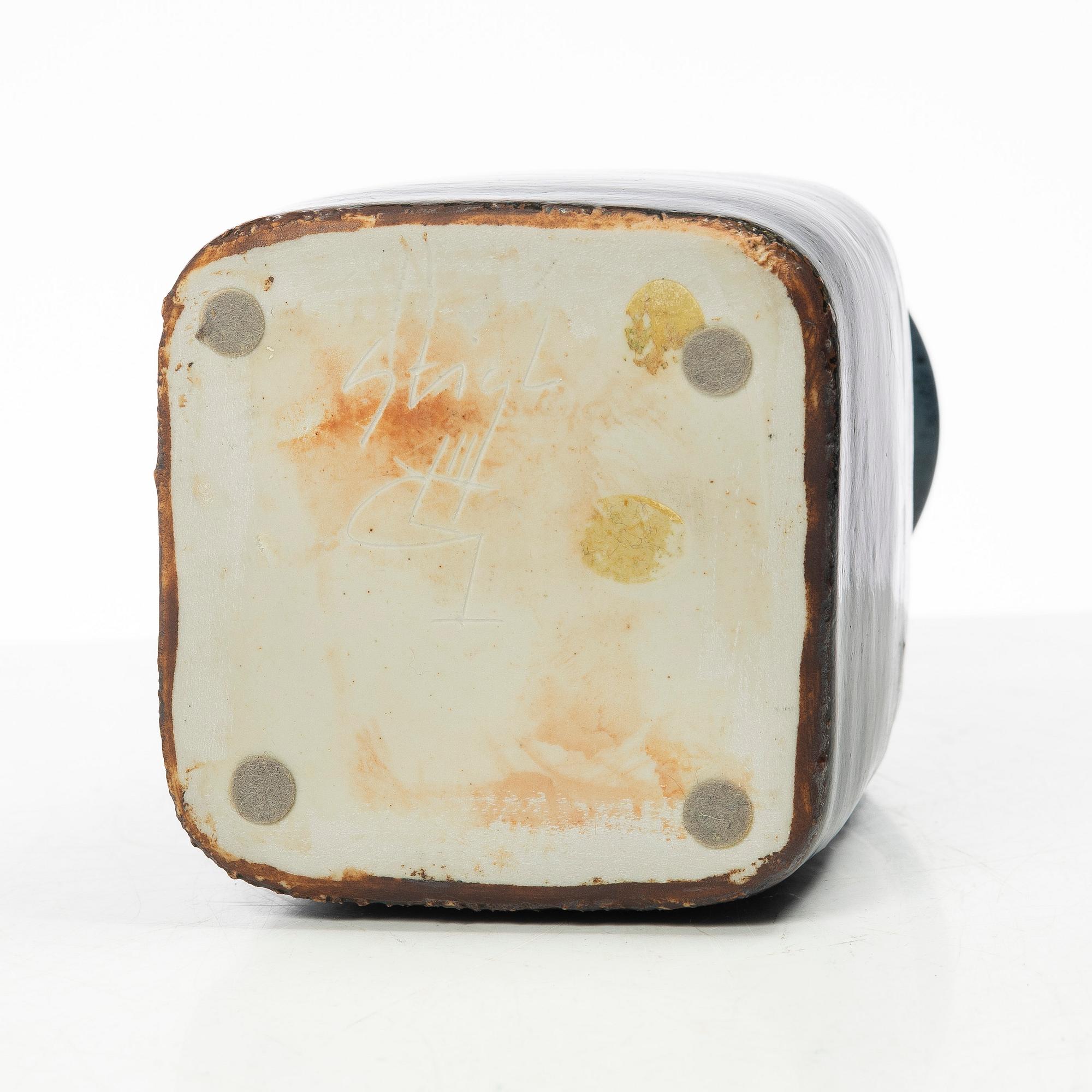 Stig Lindberg, a stoneware vase, Gustavsbergs studio, Sweden, 1971.