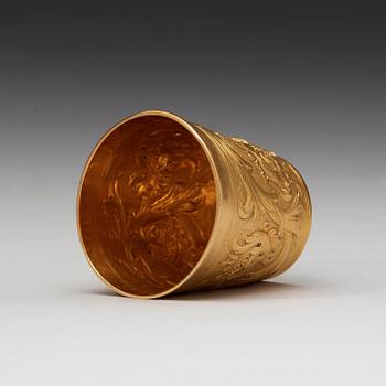BÄGARE, guld 18K, omärkt, 1900-tal. Barock-stil.