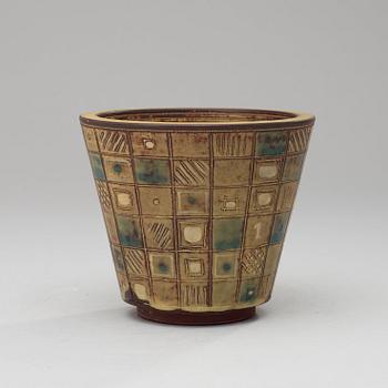 A Wilhelm Kåge 'Farsta' stoneware vase, Gustavsberg Studio 1945.