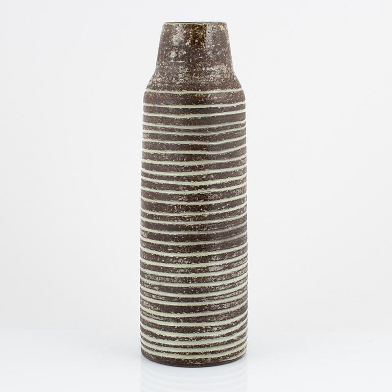 Ingrid Atterberg, golvvas, lergods, "Sparta", modell 2422, Upsala-Ekeby.