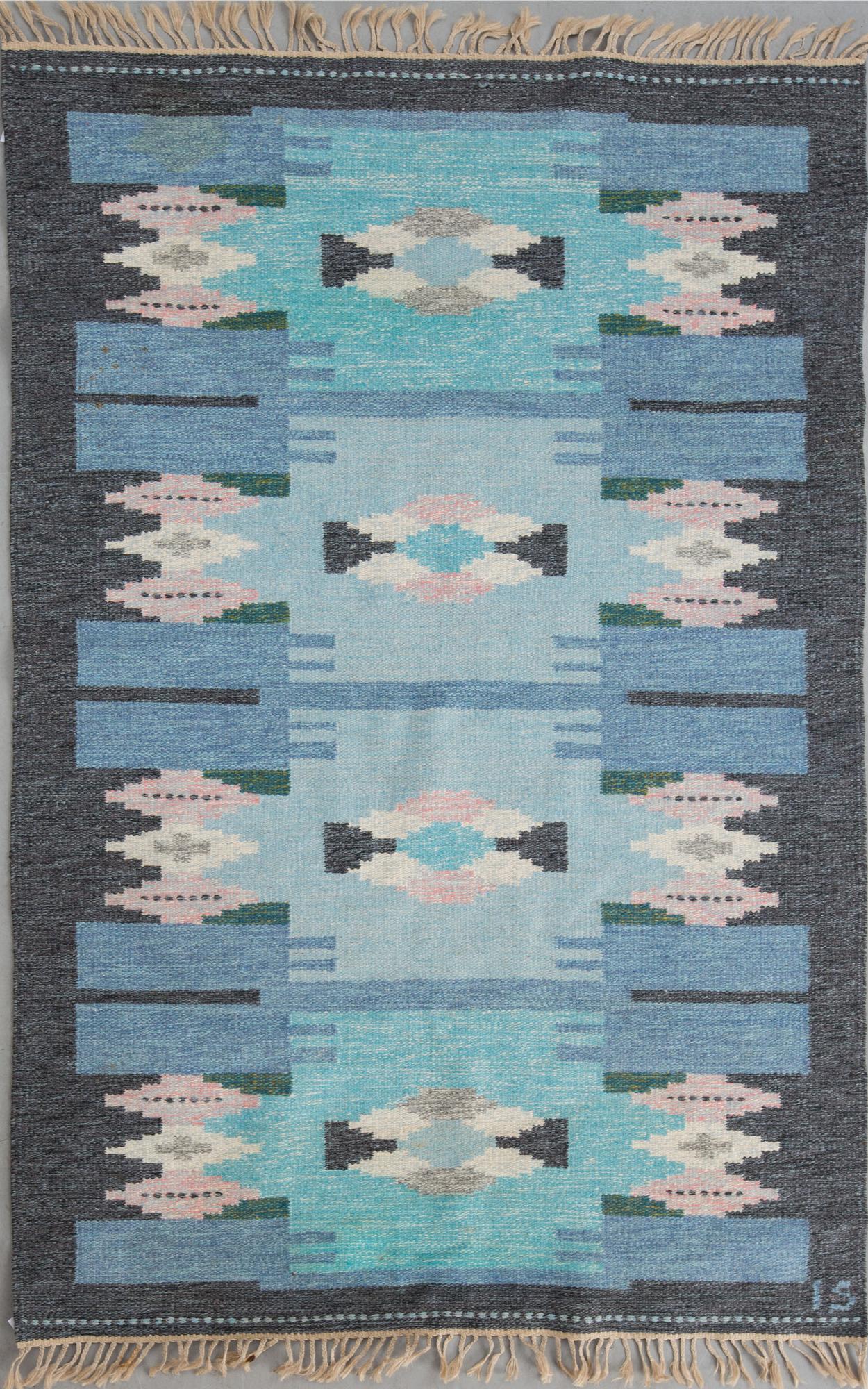 MATTA, rölakan, signerad IS (Ingegerd Silow). Ca 200 x 133 cm.