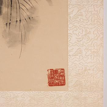 A scroll painting depicting a bird of pray, after Qi Baishi (1868-1957).