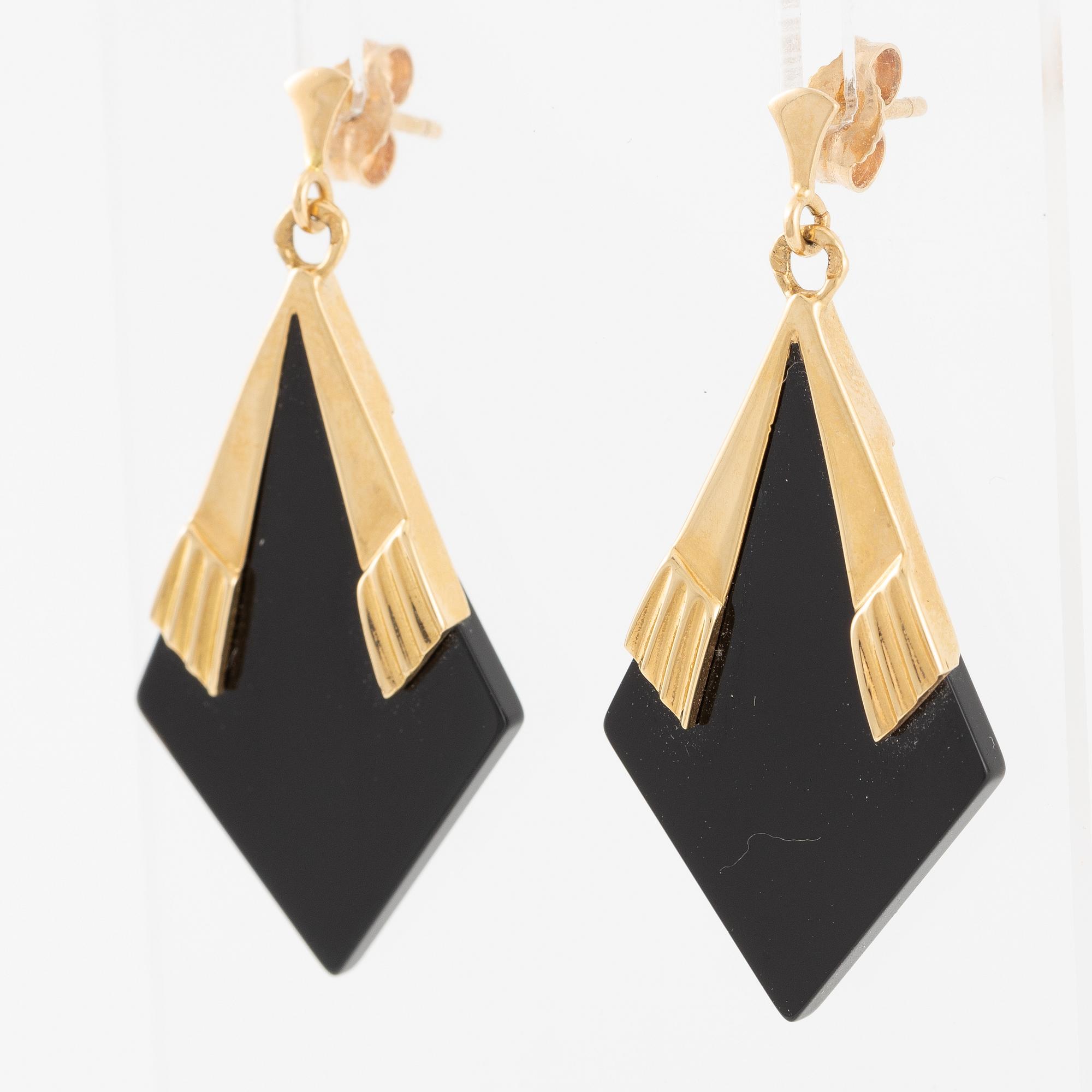 Örhängen, ett par, 18K guld.