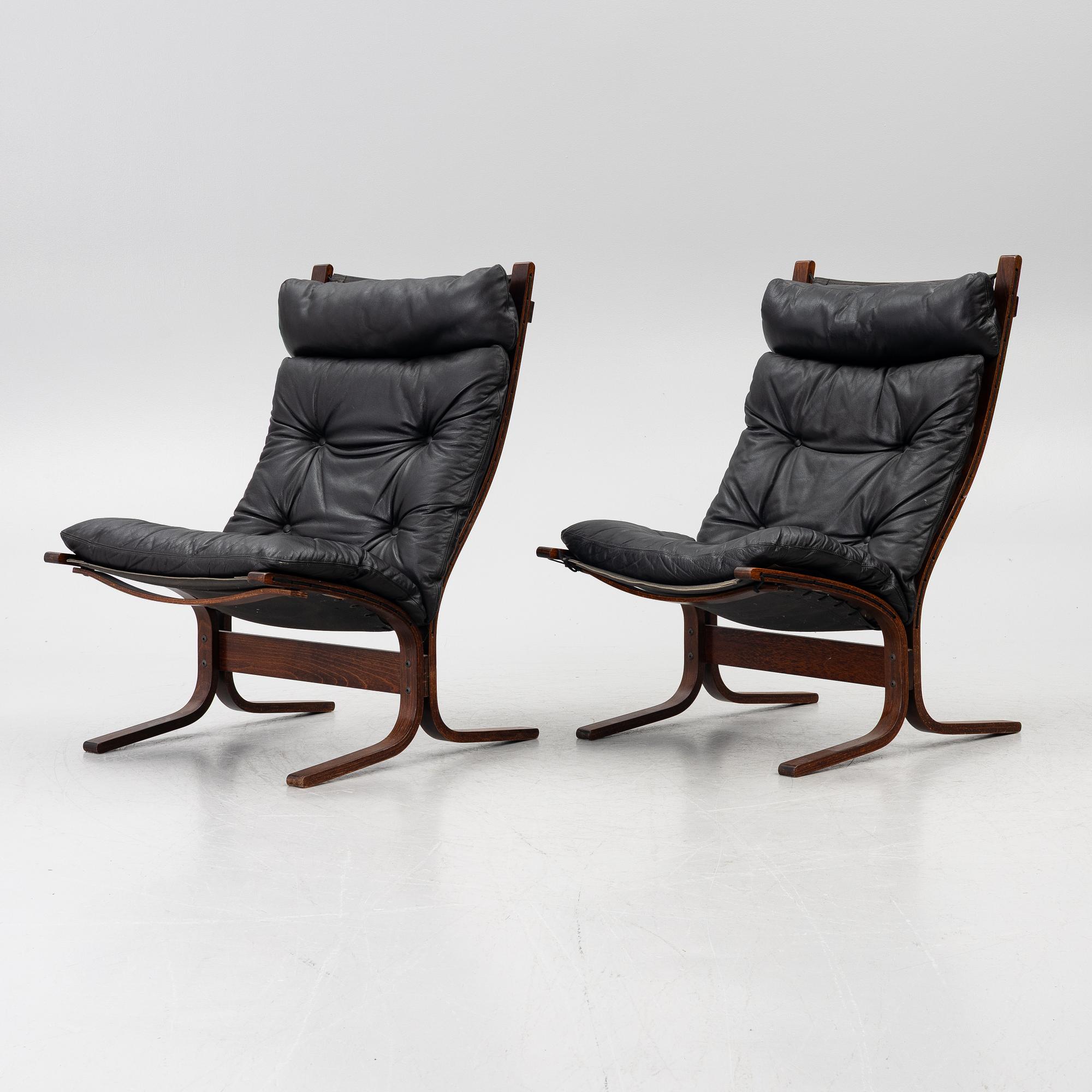Ingmar Relling, a pair of  “Siesta” easy charis late 20th century.