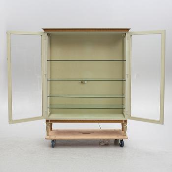 Display cabinet, Gustavian style, mid-20th century.