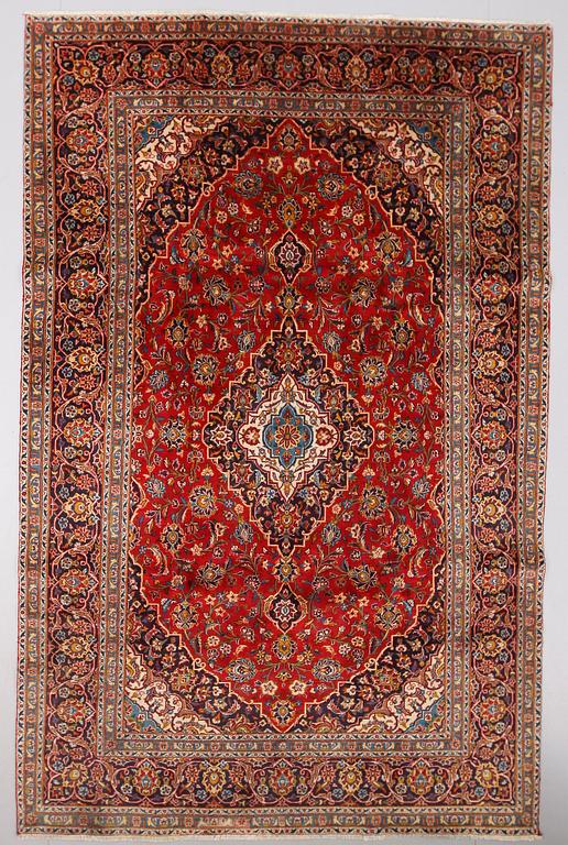 MATTA, old Keshan, ca 302 x 192 cm.