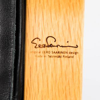 EERO SAARINEN, fåtölj samt fotpall, "Grasshopper", licenstillverkad av Tetrimäki Finland.