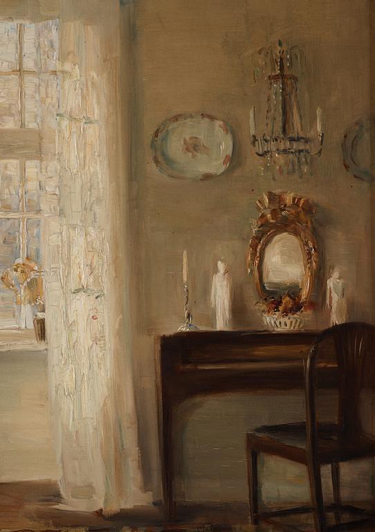 Carl Holsoe, Interior with cello.
