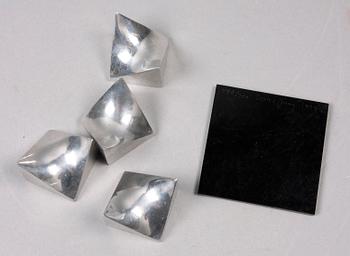 BECK & LJUNG (HOLGER BÄCKSTRÖM & BO LJUNGBERG), objekt, "Girocubes".