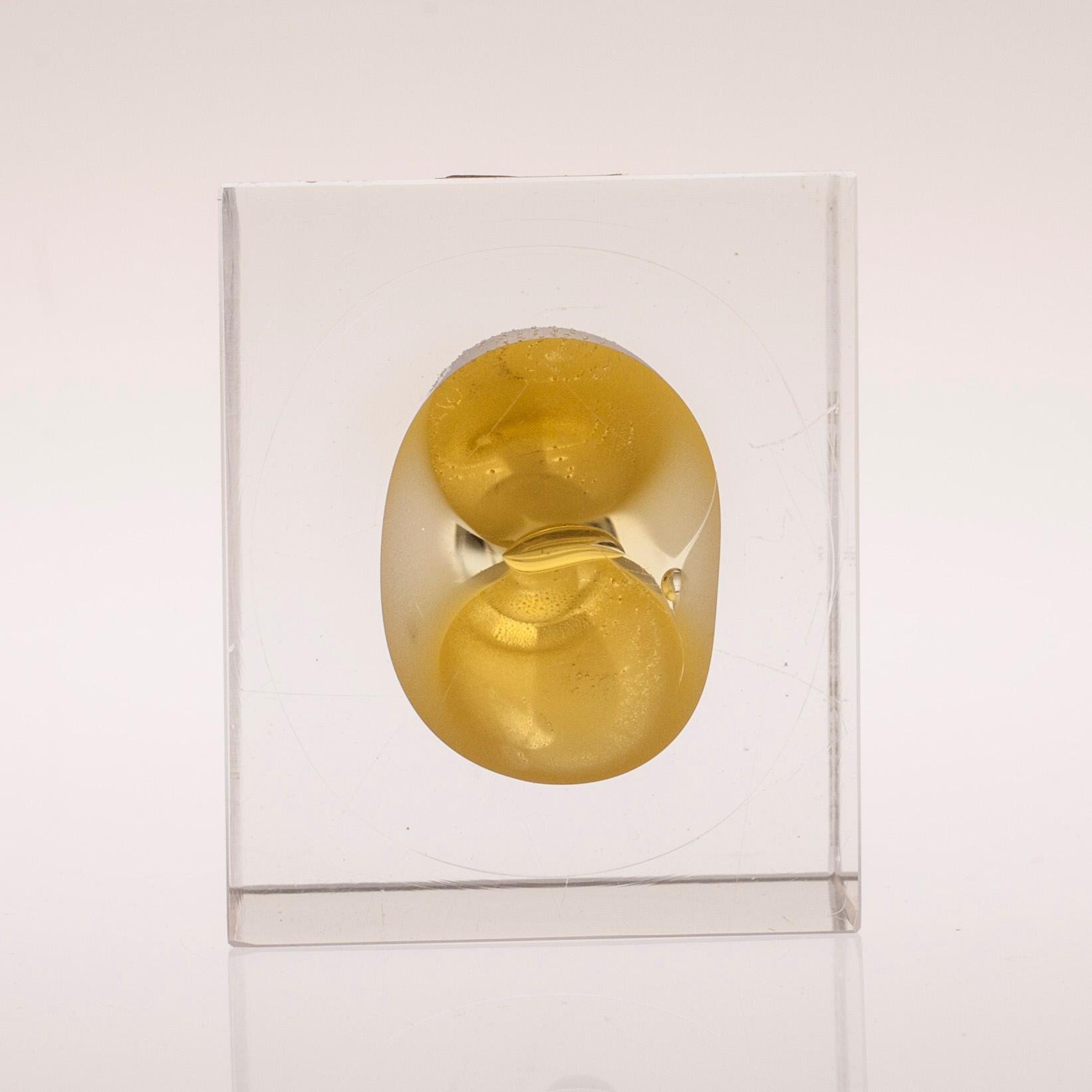 ÅRSKUB, glas, signerad Oiva Toikka, Nuutajärvi 1989, numrerad 232/2000.