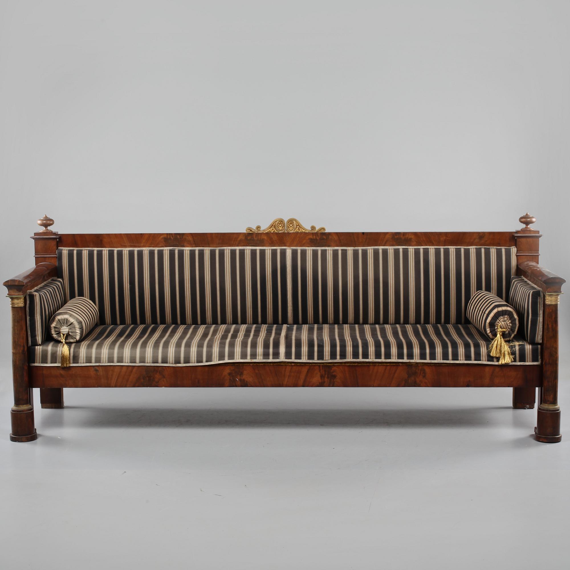SOFFA, Karl Johan, 1800-talets första häflt.