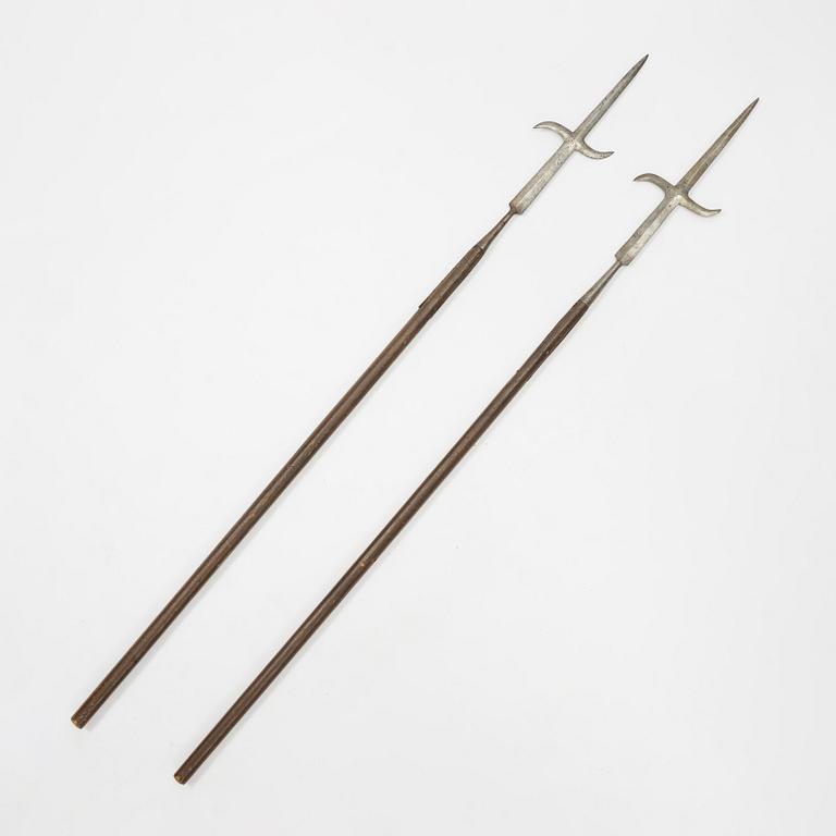 A pair of Swedish partisans.