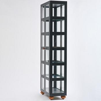 Johanna Lagercrantz, skåp, "Parad", ed. 43/55, Lammhults, efter 1990.