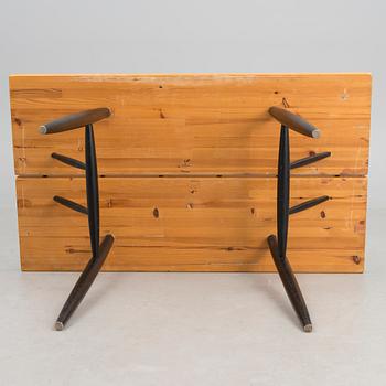 ILMARI TAPIOVAARA, bord, "Pirkka", Laukaan Puu 1960-tal.