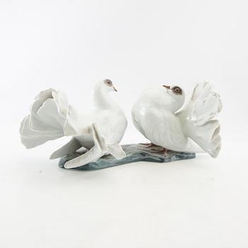 Fritz Heidenreich, Figure Rosenthal Germany 20th century porcelain.