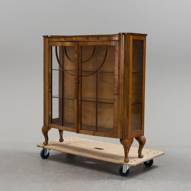 A 20th century English typ cabinet.