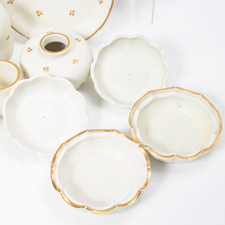Wilhelm Kåge, a 53-piece ceramics collection 'Carrara', Gustavsberg.