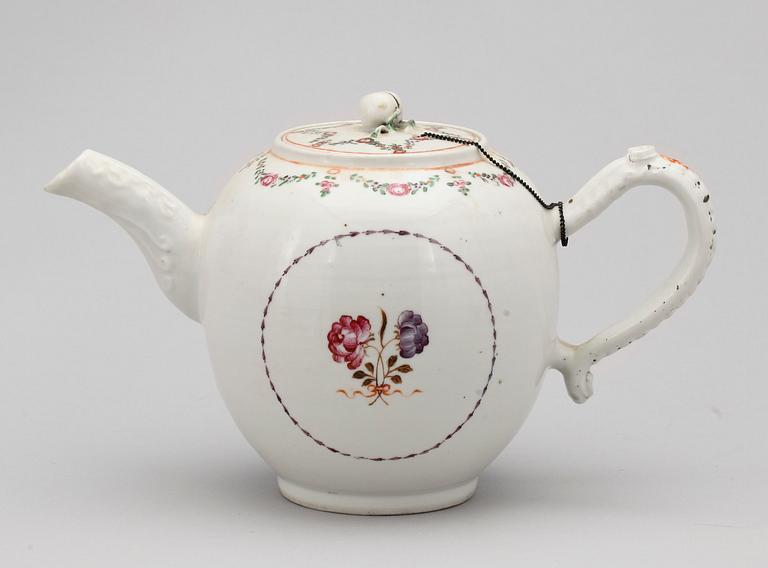 TEKANNA med LOCK, kompaniporslin. Qing dynastin, Qianlong (1736-95).