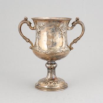 Robert Harper, a silver cup, London 1864.