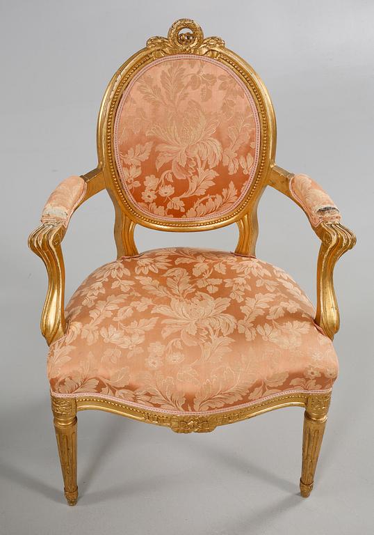 KARMSTOLAR, ett par, gustaviansk stil, tidigt 1900-tal.