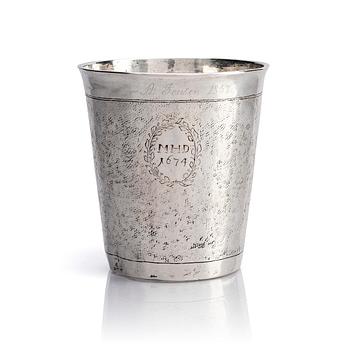 219A. Bägare, silver, sk ormskinnsbägare, oidentifierad mästarstämpel MS. Troligen Tyskland 1600-talets mitt. Barock.
