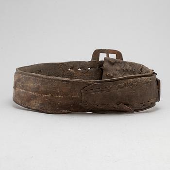 SKÄRP, läder och smide, 1700-tal.