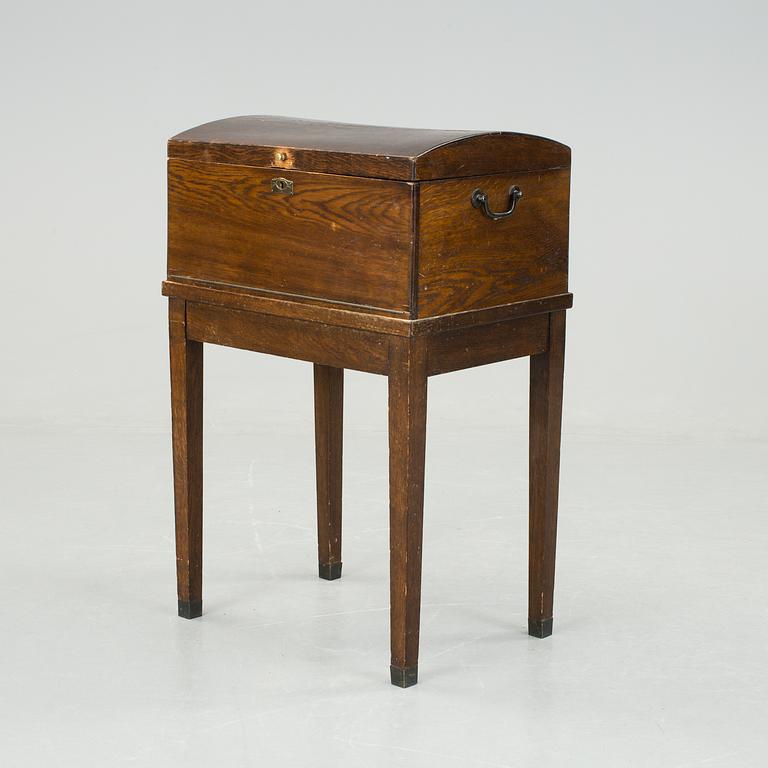 BESTICKSERVIS, 138 delar, silver, importerad av K. Anderson, Göteborg, 1918. Tot ca 5000 gram.