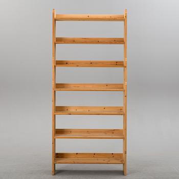 A 'Ekolsund' shelf by IKEA.
