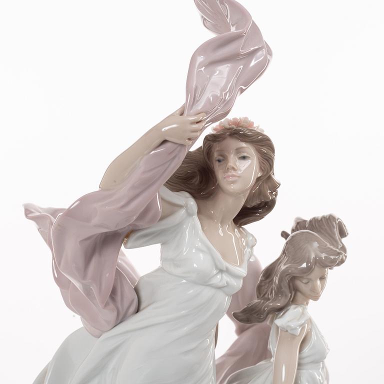 Lladró, figurine, "Allegory of Liberty", Spain.