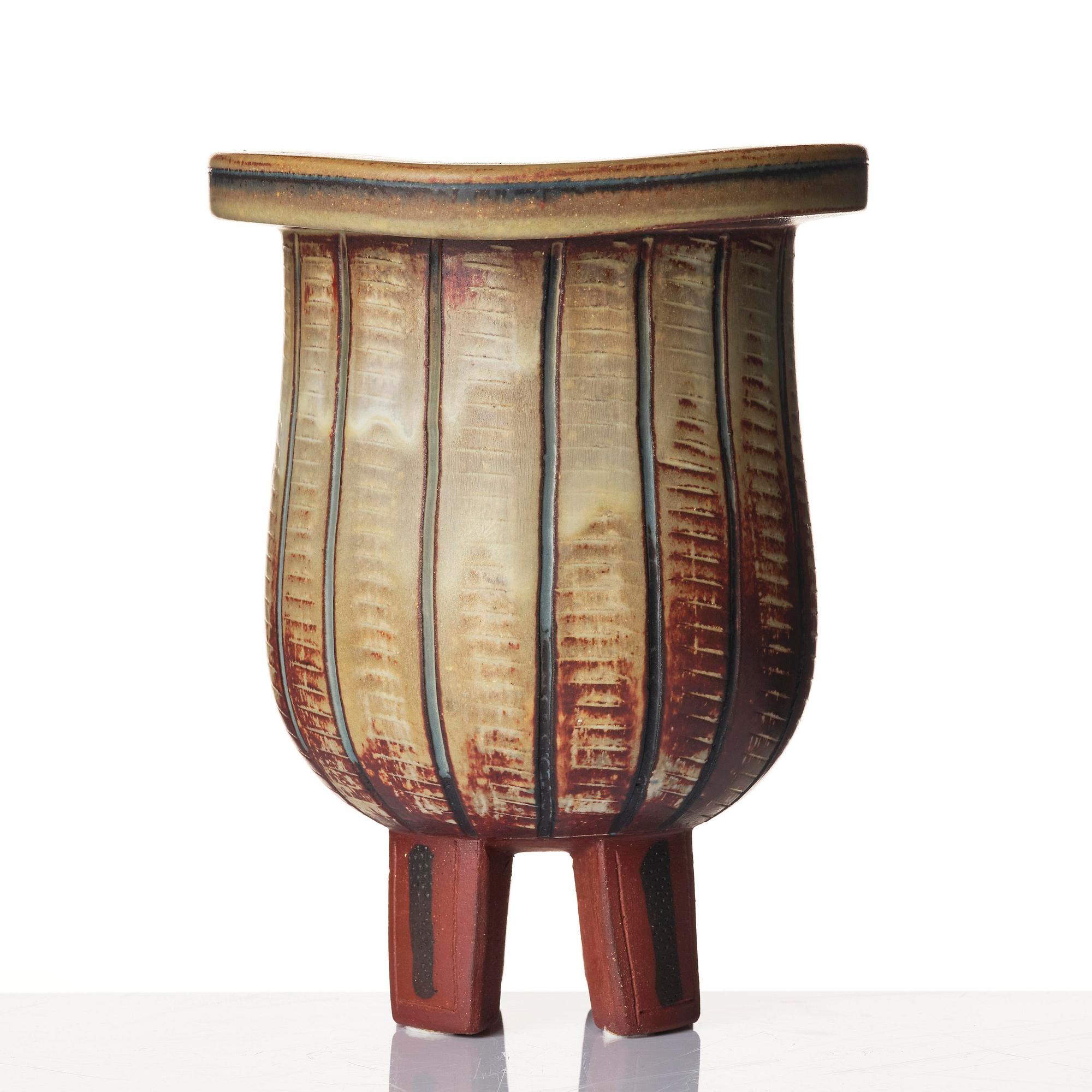 Wilhelm Kåge, a Farsta stoneware vase, Gustavsberg Studio 1940s-50s.
